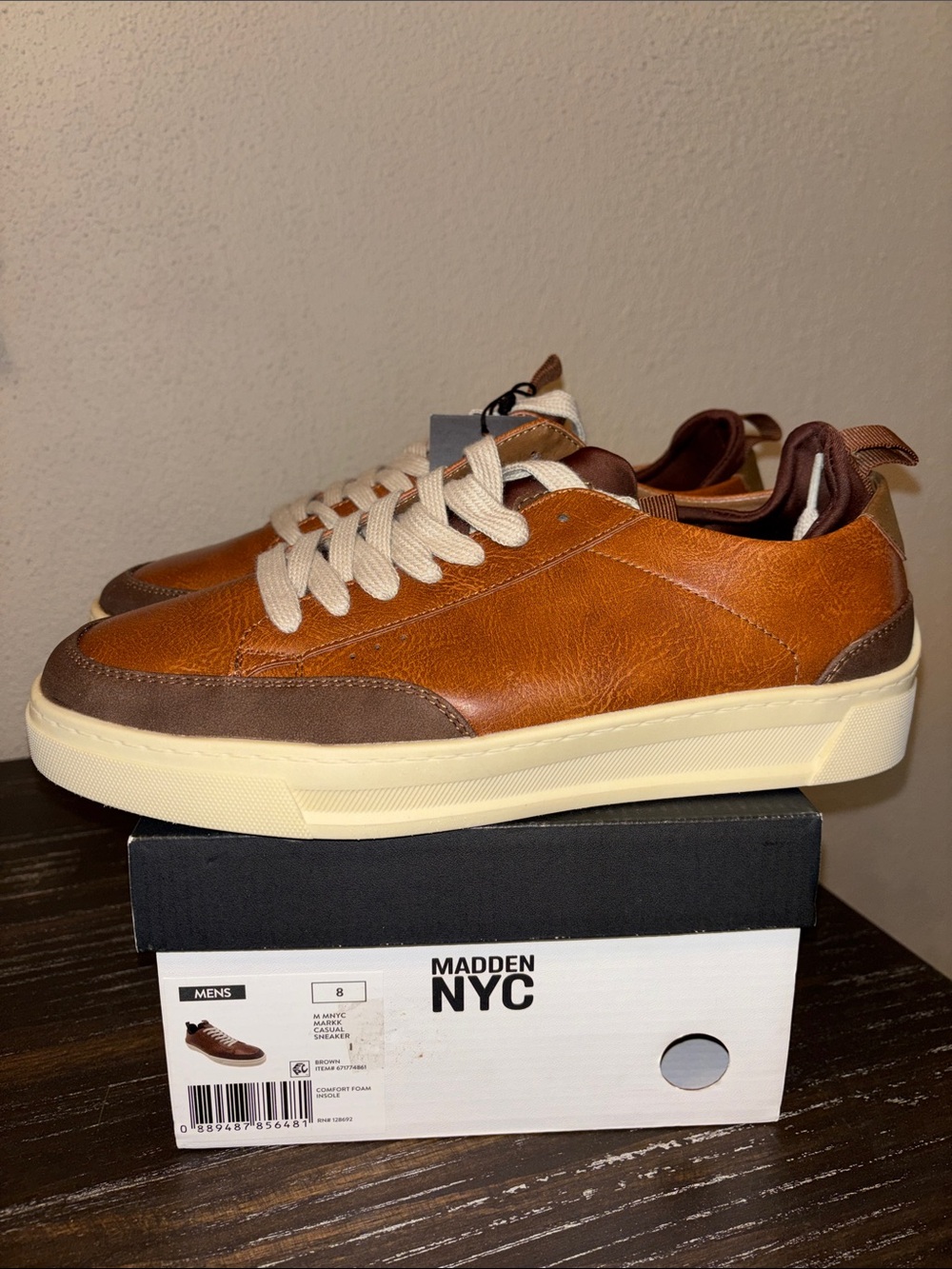 Madden NYC Men's Brown Leather Low-Top Sneakers